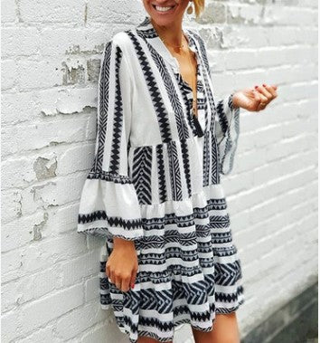 Printed dress loose V-neck chiffon pleated short skirt m300054
