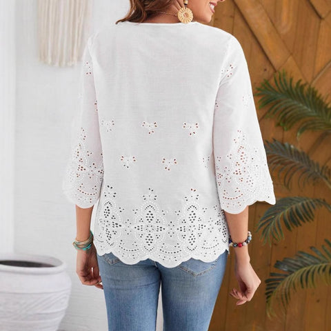 Stylish and sexy lace edge V-neck spring and summer new seven-quarter sleeve shirt m301472