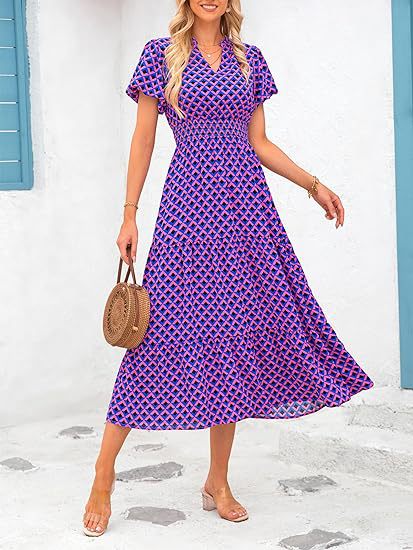 V-Ausschnitt, Plissiert, bedrucktes Kurzarmkleid m300104 