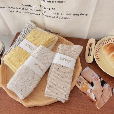 Dot yarn cashmere socks, children's mid length socks, autumn and winter thickened plush insulation, pile up wool long socks m1915010471